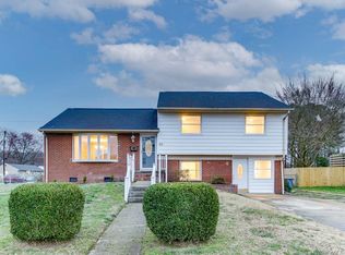 20 Yorkshire Ter, Hampton, VA 23666