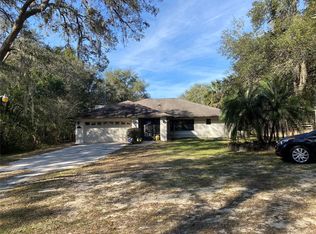 38131 Rolling Acres Rd, Lady Lake, FL 32159