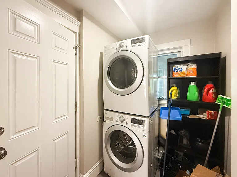 28 Winter St #2 — Photo 7