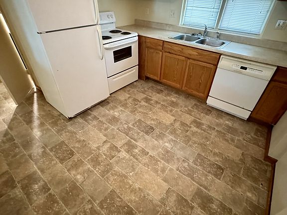 5th image of 1135 Spruce St
