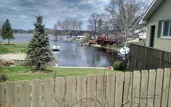 water view from driveway