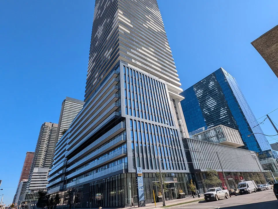 55 Cooper St #Penthouse 108