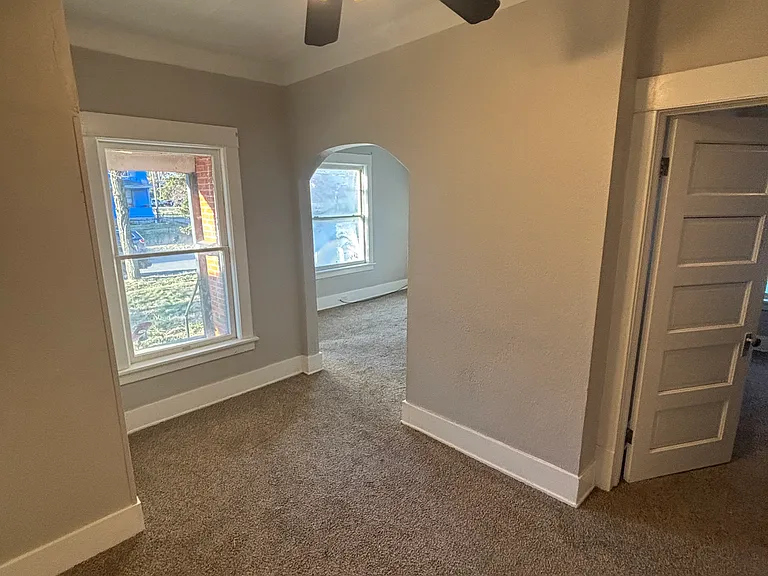 928 Islington St — Photo 5