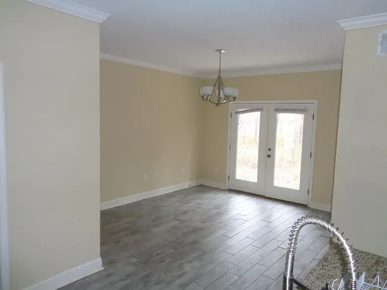 337 Countryview Cv — Photo 5
