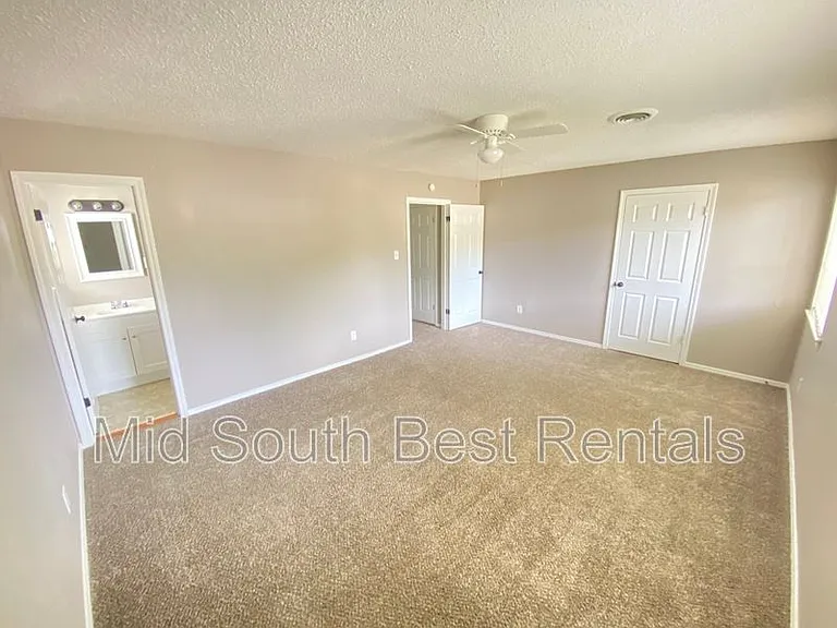 6567 Birkenhead Rd — Photo 9