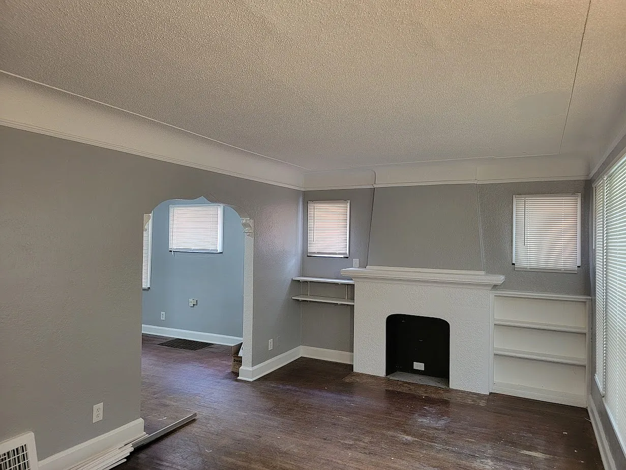 15491 Sussex - 1 — Photo 4