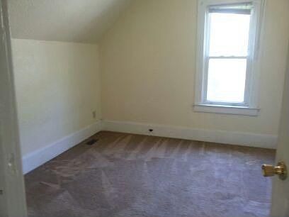 4th image of 14221 Darley Ave