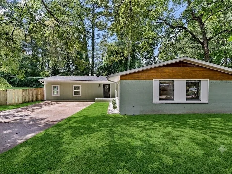 3605 Forest Trl — Photo 1