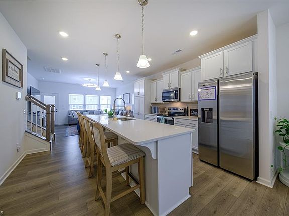 4th image of 2670 Wood Valley Rd