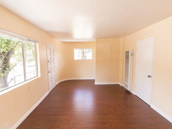 2nd image of 3145-3149 Boundary St #3145