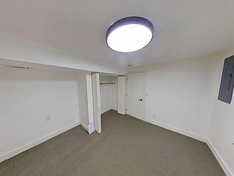 Lower bedroom 5 in Walk-out basement