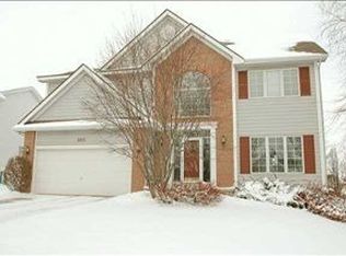 8815 Long Meadow Dr, Johnston, IA 50131