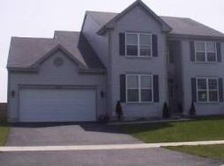 212 Wilkins Rd, Sycamore, IL 60178