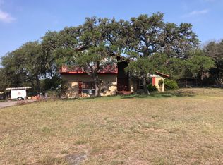 131 Oak Ridge Dr, New Braunfels, TX 78132