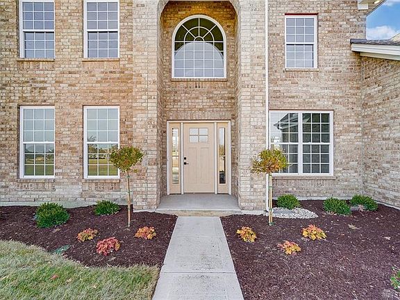 4th image of 7009 Tamarack Ct