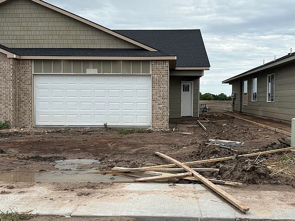 2nd image of 2904 W Denene St #200