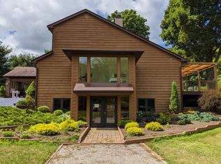 4241 Vanneter Rd, Williamston, MI 48895