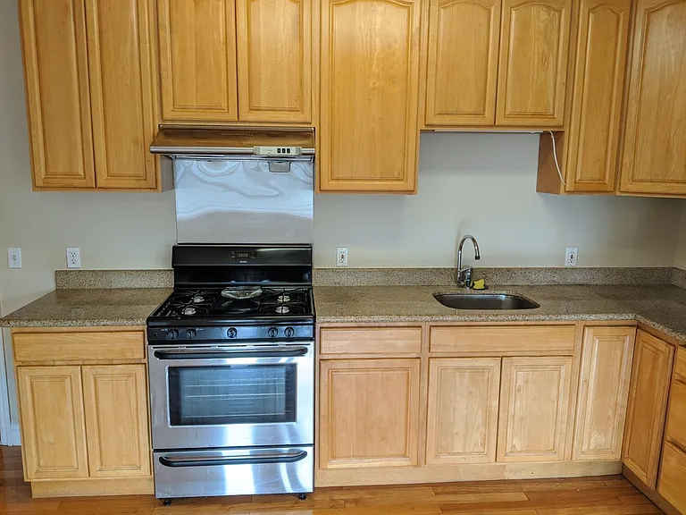 1013 Fair Oaks Ave. — Photo 8