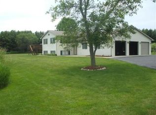 10710 Ravine Dr, Two Rivers, WI 54241