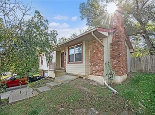 7609 NW 73rd St, Kansas City, MO 64152