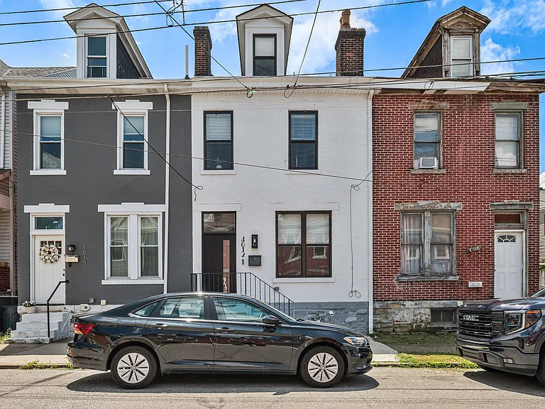 4812 Dearborn St — Photo 1