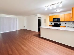 7468 Redwood Blvd #312, Temperance, MI 48182