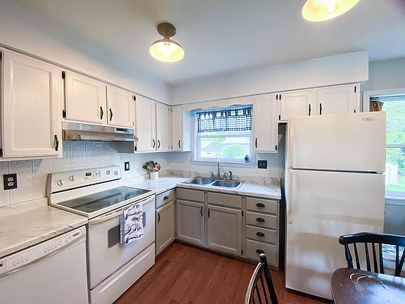 2nd image of 306 Ketterer Ave