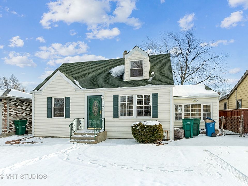 1st image of 7709 Lorel Ave