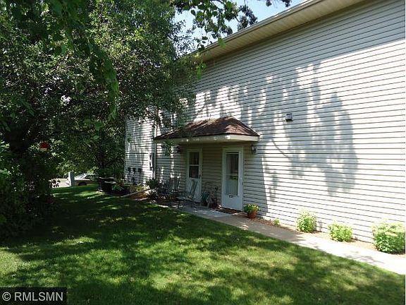 3rd image of 2321 Grenadier Ave N