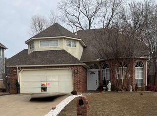 8811 S Urbana Ave, Tulsa, OK 74137
