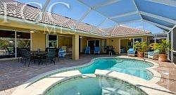 Swimming Pool & Lanai