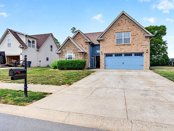 3rd image of 1393 Judge Tyler Dr