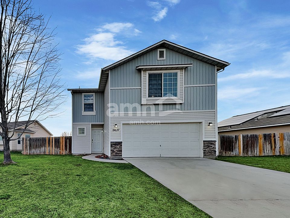 1st image of 19637 Cumberland Way