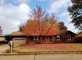 808 Crestwood Dr E, Evansville, IN 47715