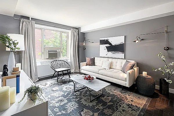 1st image of 5 Horatio St #3