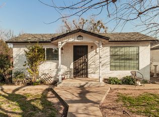 836 12th St, Orange Cove, CA 93646