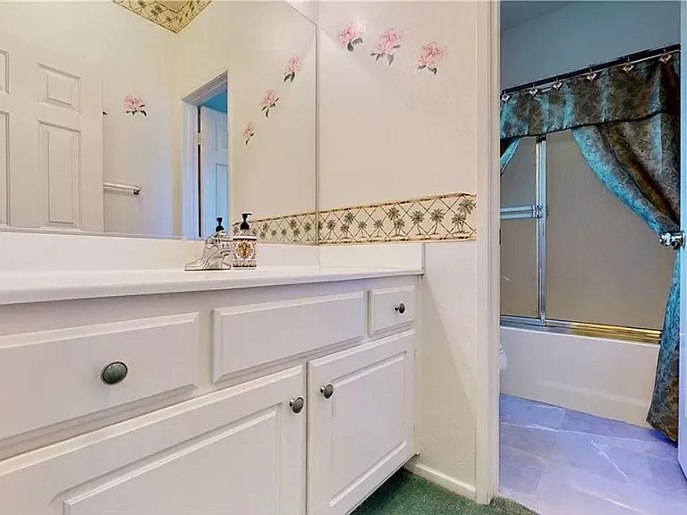 12787 Berrydale St — Photo 11
