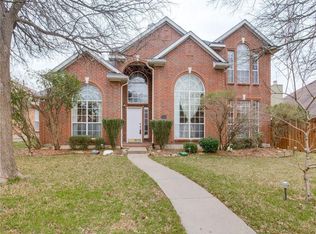 1020 Hampshire Ln, Cedar Hill, TX 75104
