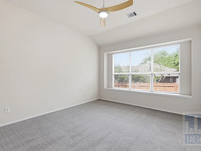 2217 Speidel Dr — Photo 13