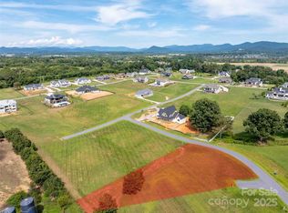 202 Soapstone Trl #68, Mills River, NC 28759