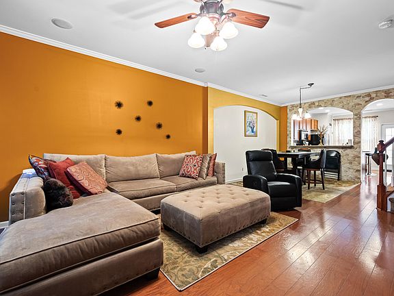 3rd image of 2944 Casona Way