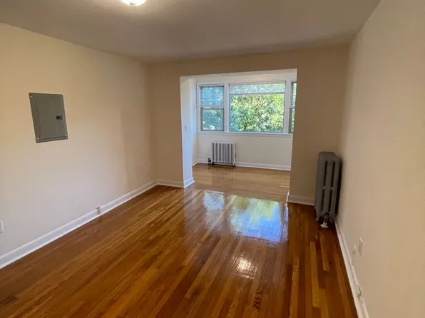 1315 Commonwealth Ave, Allston, MA