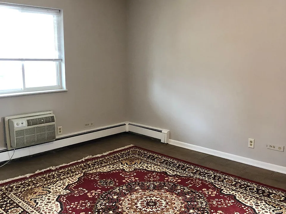 Large bedroom