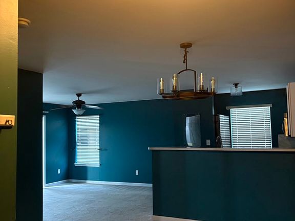 4th image of 9201 Spring Creek Ln