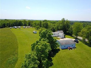 3646 Burgettstown Rd, Imperial, PA 15126