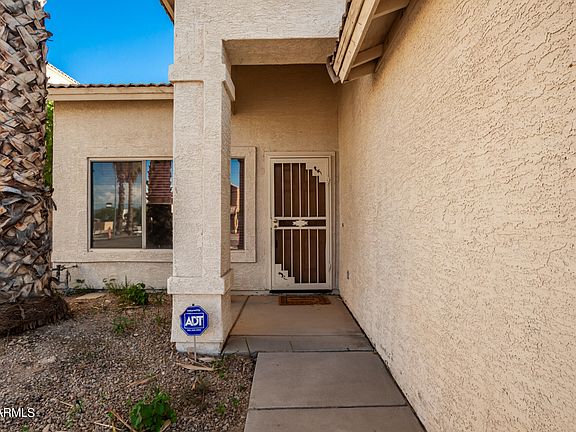 3rd image of 3043 E FRIESS Drive