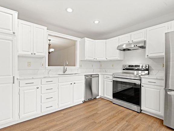4th image of 12604 James Bergen Way