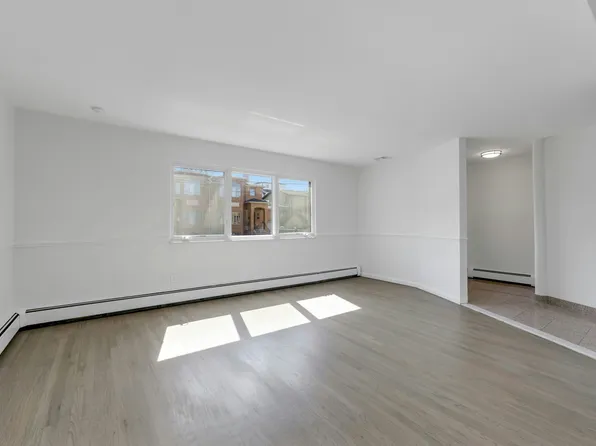 2413 Hammett Avenue image 11 of 46