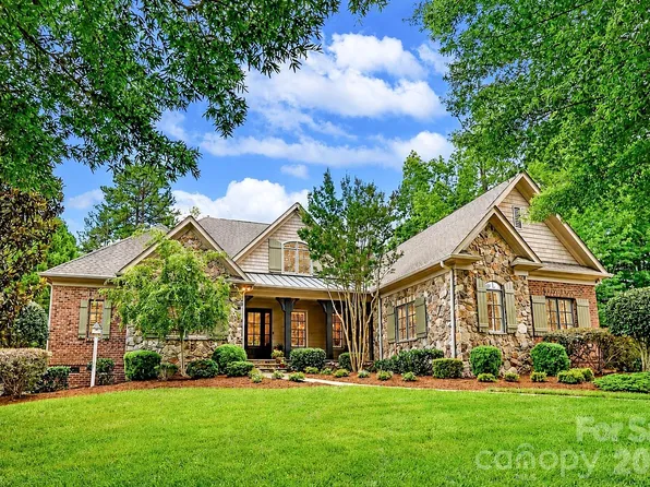 508 Hideaway Ridge Ct, Matthews, NC 28105