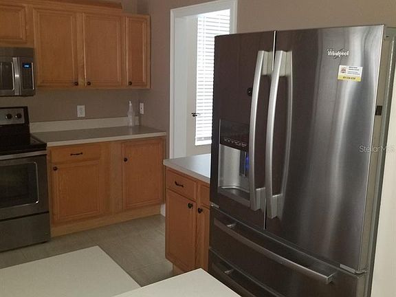 5th image of 13525 Briarmoor Ct